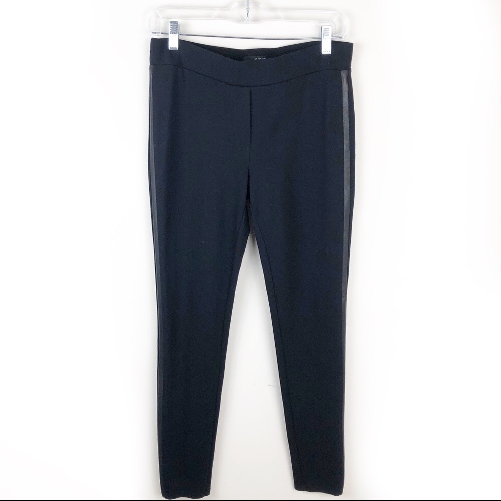Ana a new approach- Faux leather panel leggings
